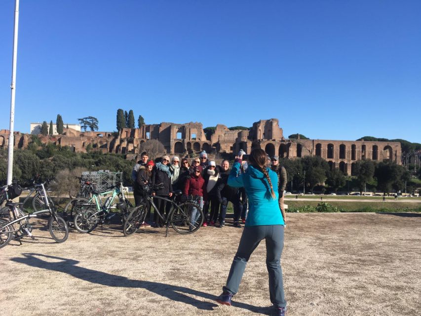 Rome: City Highlights E-Bicycle Tour - The lesser-known route toward the Colosseum and Aventine Hill