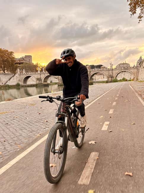 Rome E-Bike Highlights Tour & Tasting in Secret Cave - What the guides add to the day