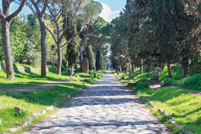 Rome E-Bike Small Group Tour of the Appian Way with Private Option - Mausoleums and villas add detail beyond the famous monuments