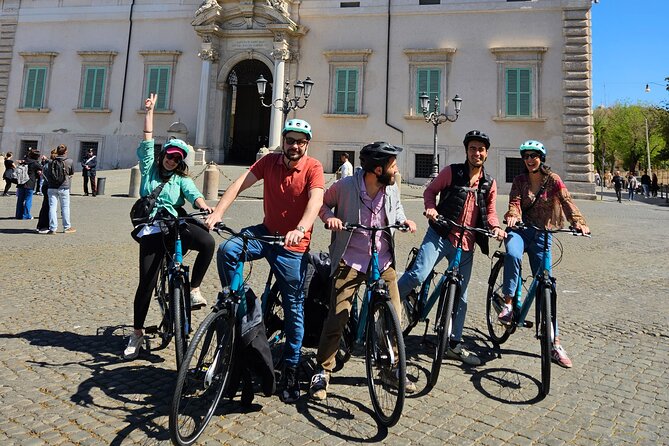 Rome E-Bike Tour with a local! Top Attractions & Hidden Gems - Pantheon, Piazza Navona, and the final center