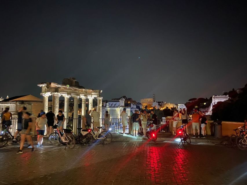 Rome: Guided eBike Evening Tour with italian Aperitif - Circus of Maximus and the Colosseum
