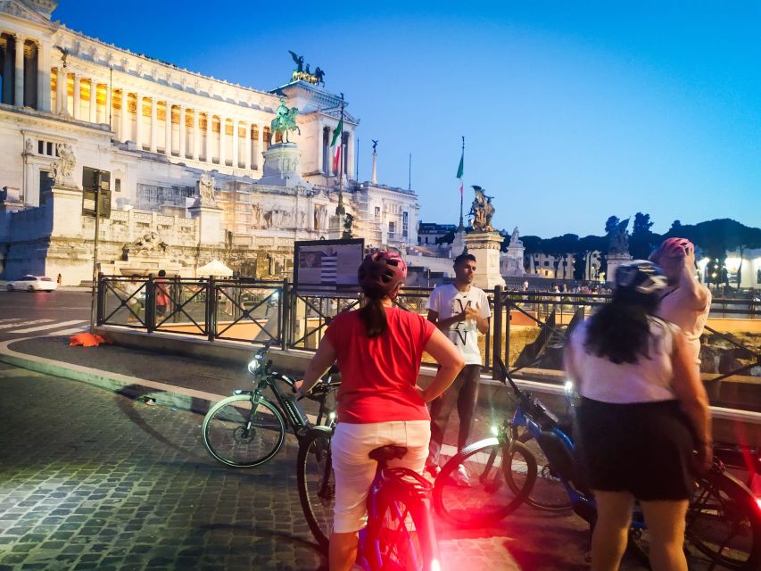 Rome :guided night e-bike tour with typical ice-cream - Why an evening e-bike tour works well in Rome