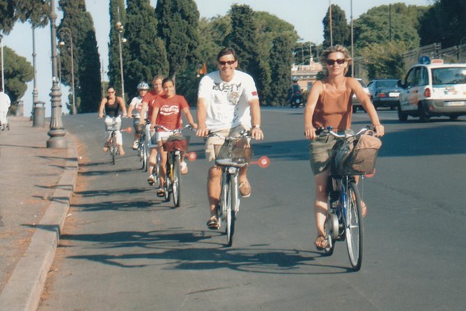 Rome Highlights by E-Bicycle Small group - Circus Maximus and the scale of ancient entertainment