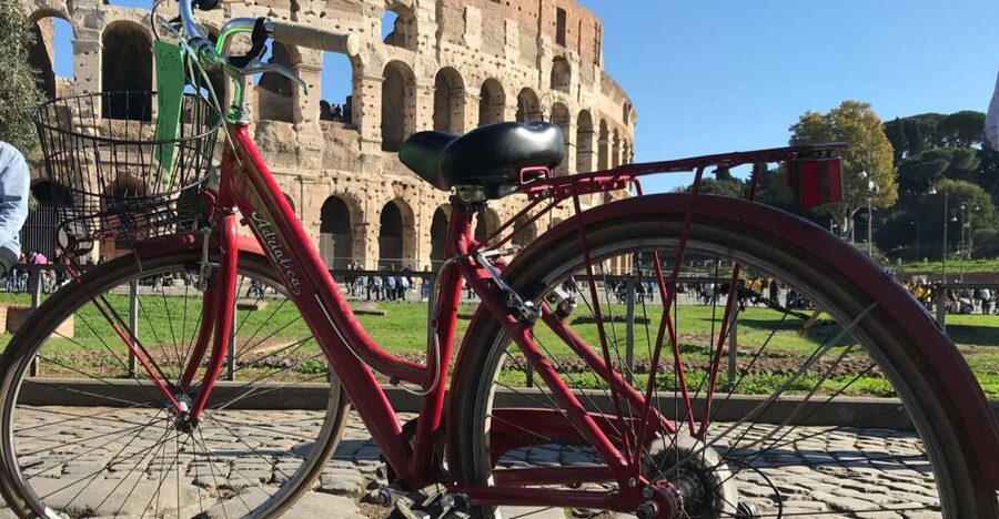 Rome: Monuments and Belvederes Bike Tour - Why this bike tour works for a first look at Rome