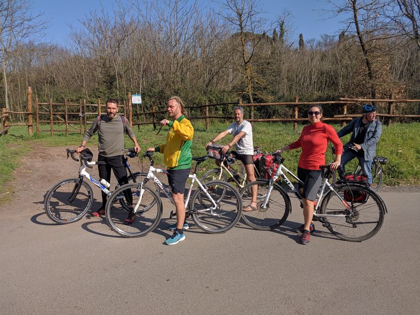 Rome: Monuments and Belvederes Bike Tour - Aventine Hill and the first panoramic view