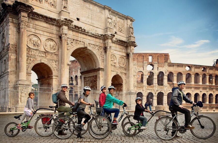 Rome: Private Half-Day Bike Tour with E-bike - Afternoon route: Aventine Hill, Trastevere, and real Roman streets