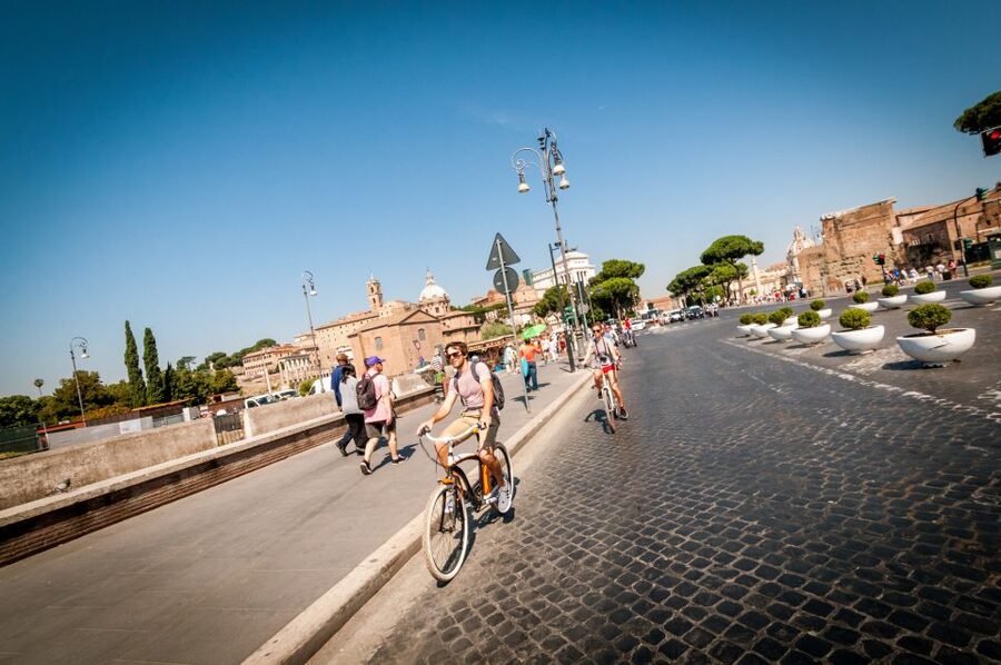 Rome: Standard or E-Bike Highlights Guided Tour - Does the tour really include Vatican City?