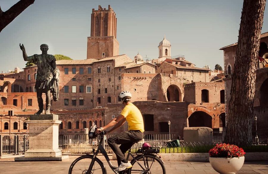 Rome: Top Highlights & Hidden Gems Tour by Cannondale E-Bike - Trevi Fountain and the Spanish Steps