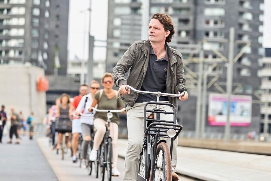 Rotterdam: Food Tour by Bike - Chocolate and the circular brewery finish