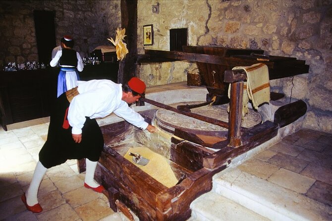 Rural Biking & Wine Tasting Tour in Dubrovnik - The 104 stećci at St. Barbara