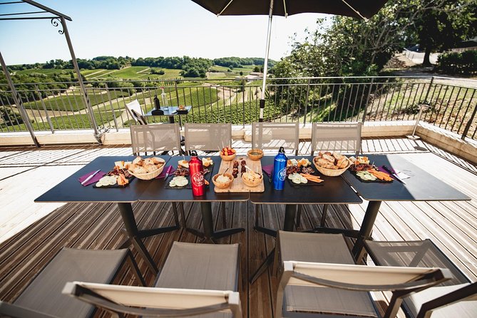 Saint-Emilion Electric Bike Day Tour with Wine Tastings & Lunch - The ride to Les Domaines de Moncets