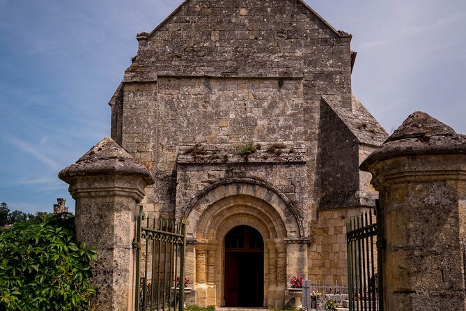 Saint-Émilion Wine Tour By Premium Electric Bike, Lunch Included - Who should book this experience