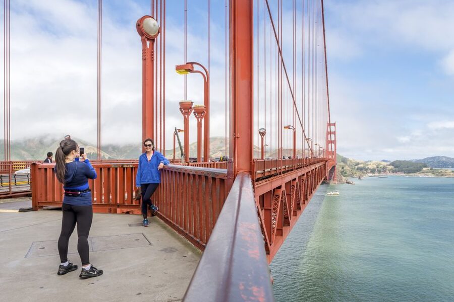 San Francisco: Golden Gate Bridge to Sausalito Cycling Tour - Crissy Field and the Warming Hut