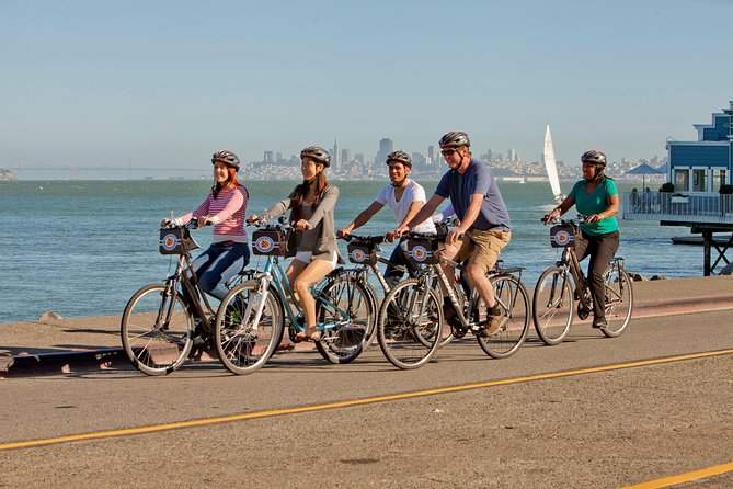 San Francisco Golden Gate To Sausalito Bike Tour - Warming Hut and Fort Point photo stops
