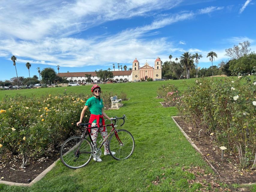 Santa Barbara: Guided Tour on electric bikes (private) - Downtown, State Street, and the courthouse tower