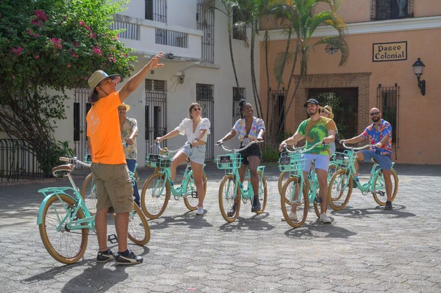 Santo Domingo: City Highlights Guided Bike Tour - Riding through the Ciudad Colonial
