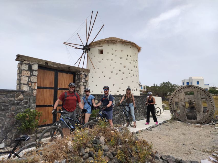 Santorini: Around the Island by Electric Bike - Starting in Emporio and entering Castelli