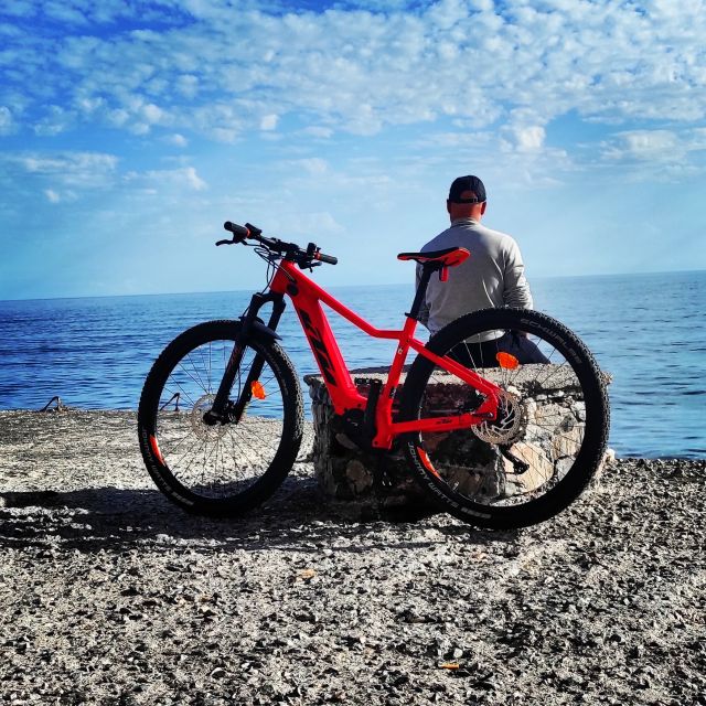 Santorini e-bike guided tours - Key points to know before you book
