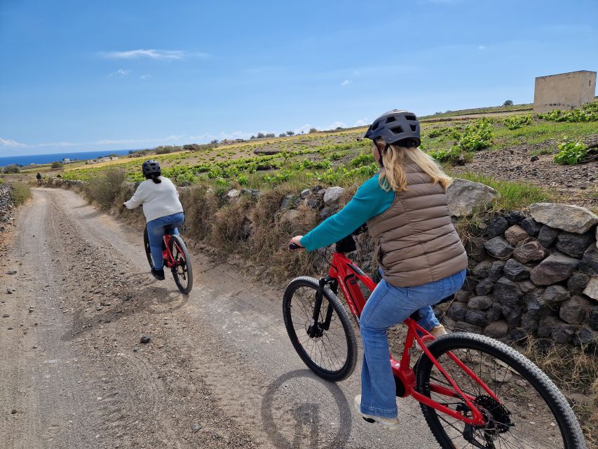 Santorini: E-bike tour experience - The Caldera View Without a Full-Day Hike