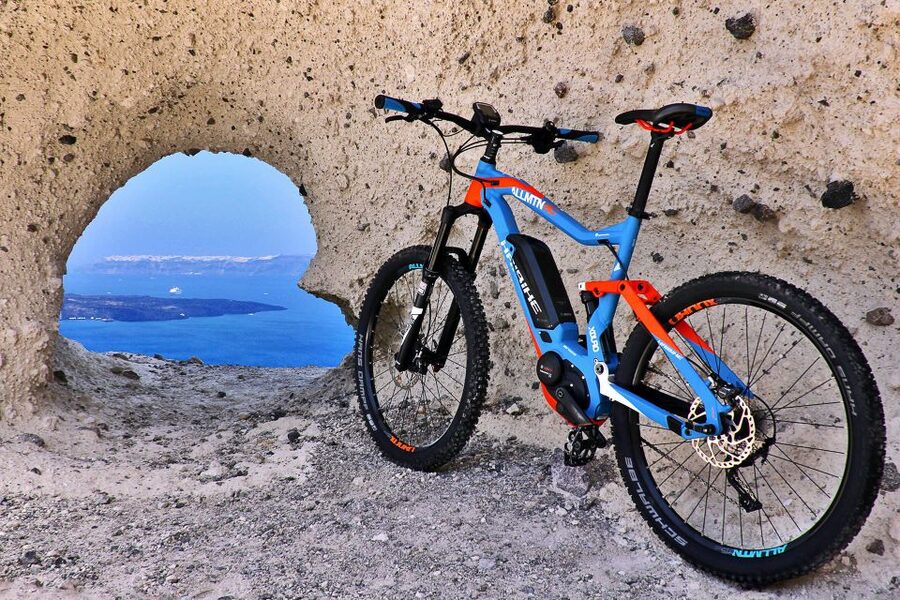 Santorini: Electric Mountain Bike Adventure - Caldera Views and a Chapel in Volcanic Ash