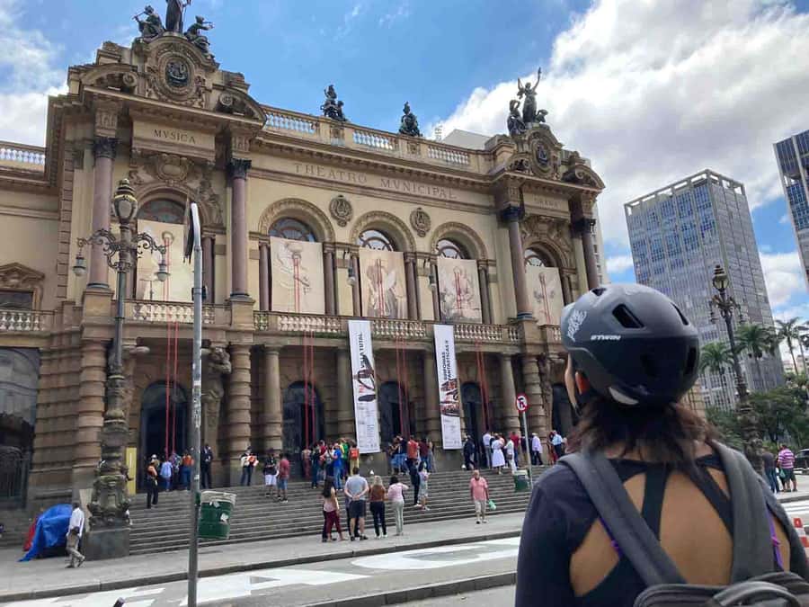 São Paulo: Downtown Historical Bike Tour - Why this São Paulo bike tour earns attention