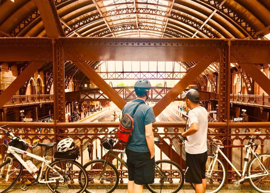 São Paulo: Downtown Historical Bike Tour - Liberdade adds a different cultural layer