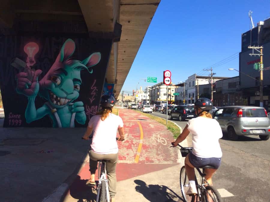 São Paulo: Street Art Bike Tour - MASP: a short stop with a major name