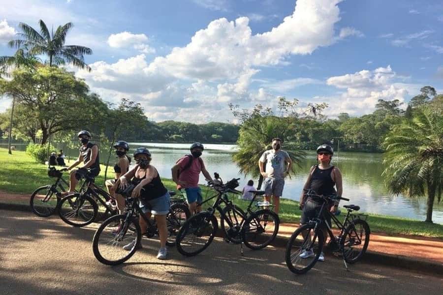 Sao Paulo: The Coolest Urban Scenes Bike Tour - Jardins shows São Paulo at its polished best