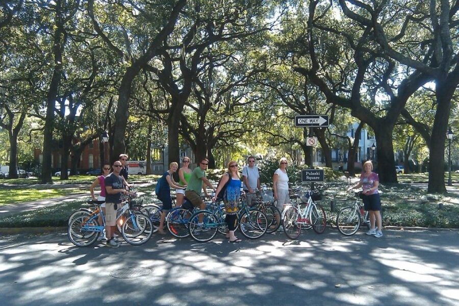 Savannah: Historical Bike Tour with Tour Guide - Equipment, pace, and family fit
