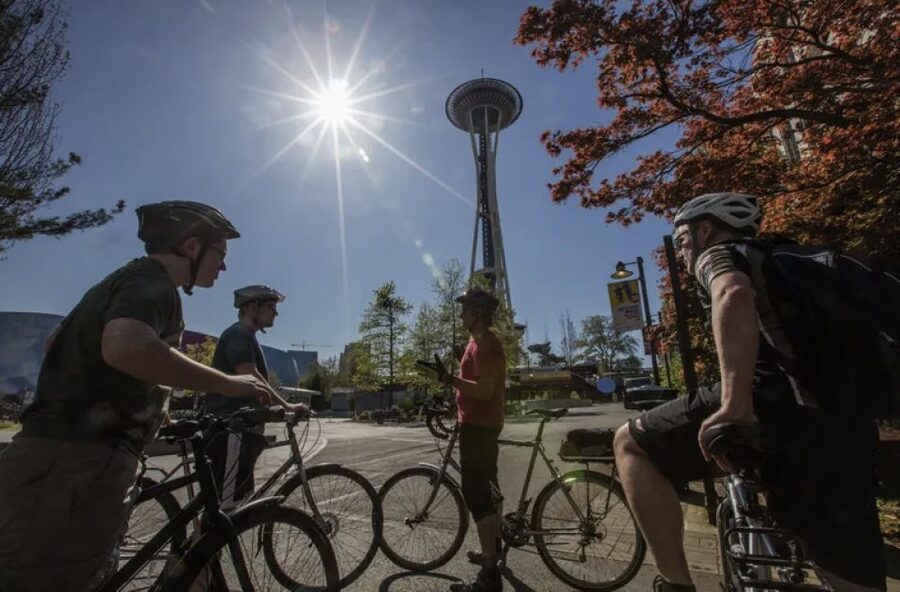 Seattle: 3 Hour Emerald City Standard Bike Tour - Seattle by bike: the key points