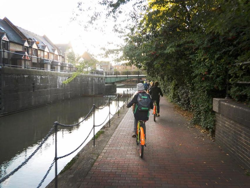 Secret London Tour by Bike - Starting at Waterloo and getting ready to ride