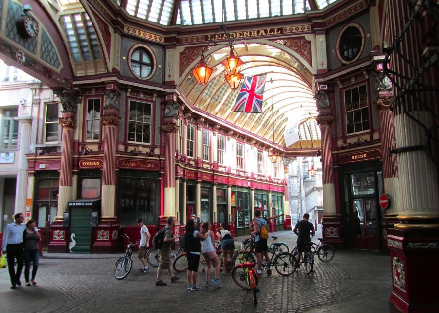 Secret London Tour by Bike - East End docks and the old working city