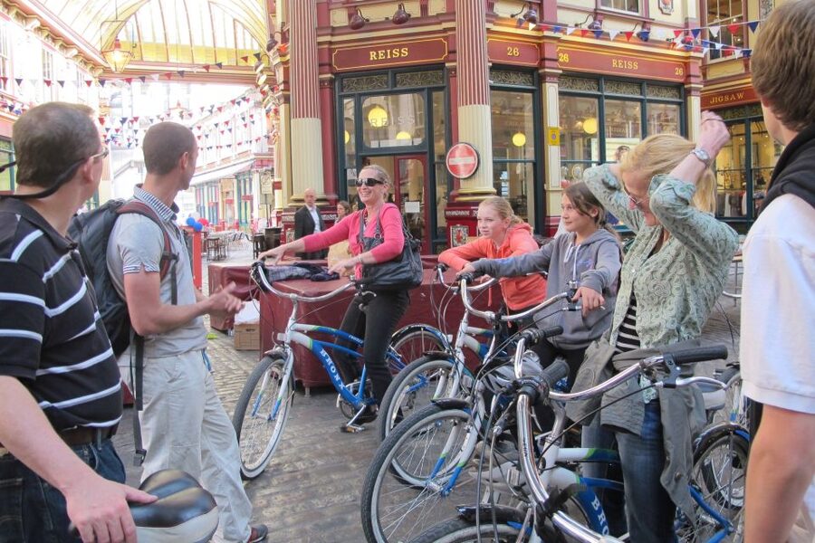 Secret London Tour by Bike - Brick Lane, Bow Bells, and East End character