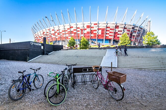 Secrets of Warsaw 4-hour Bike Tour - Skaryszewski Park and its quiet lake