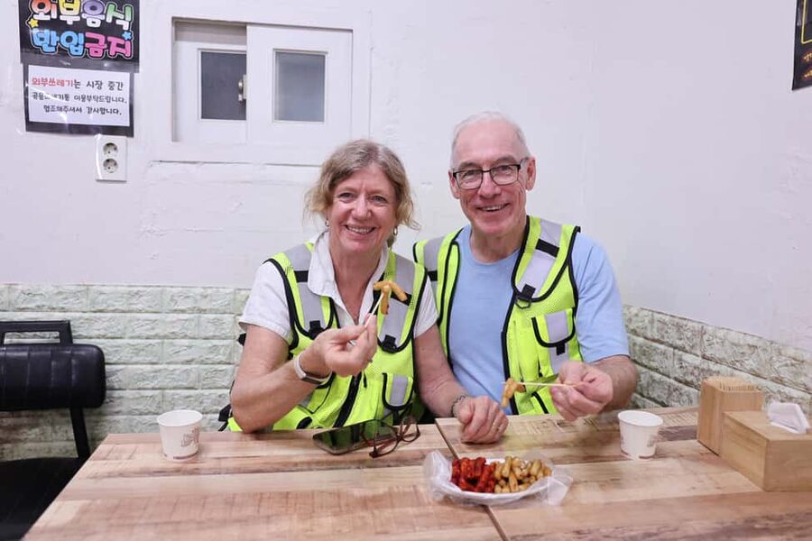 Seoul: City Highlights eBike Tour - Starting at Jongno with a quick bike lesson