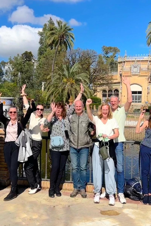 Sevilla: 100% Nederlandstalige Highlights Tour op E-BIKE - María Luisa Park and the 15-minute pause