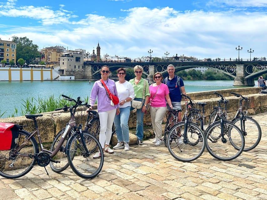 Sevilla: 100% Nederlandstalige Highlights Tour op E-BIKE - Triana and Plaza de Toros