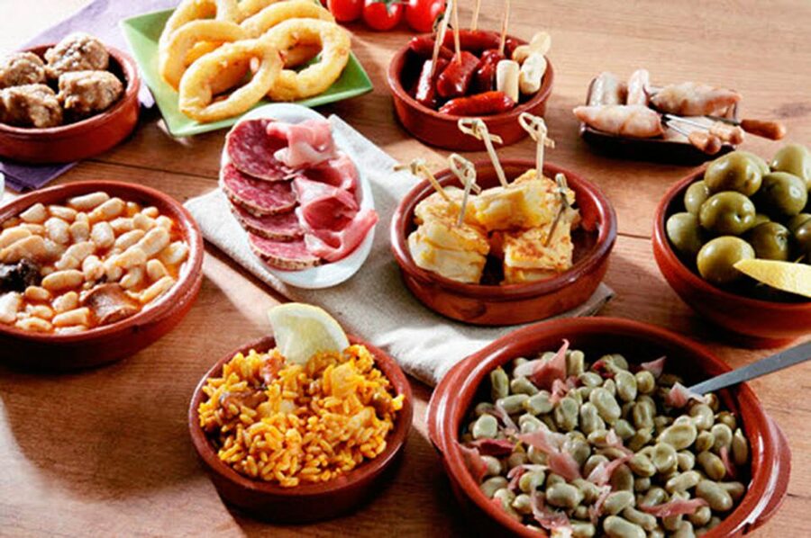 Seville: 3-Hour Tapas Tour by Bike - Why a bike and tapas tour works well in Seville