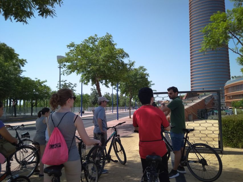 Seville: Bike Rental - Choosing between city bikes and mountain bikes