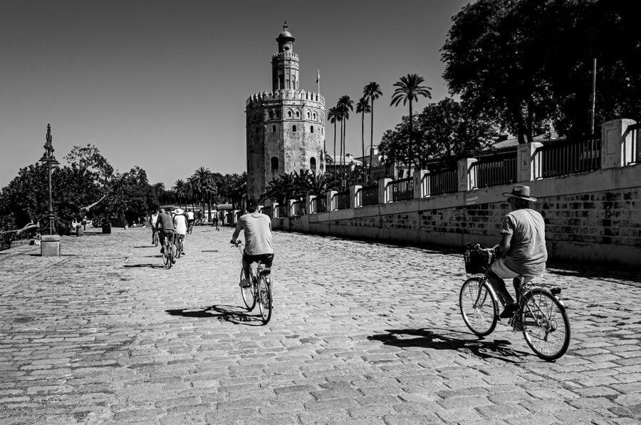 Seville: City Sightseeing and Local Culture Bike Tour - Guides who make the difference