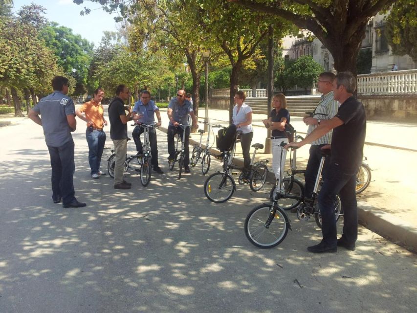 Seville: Relaxing Electric Bike tour with Tour Guide - Key things to know before you ride
