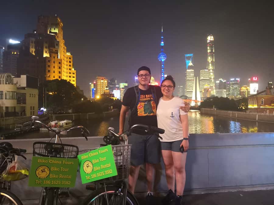Shanghai: 4-Hour Nightlife Adventure & Tasting Bike Tour - Yu Garden at night and the old-city atmosphere