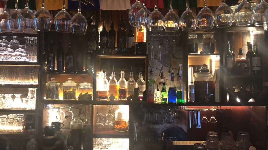 Shanghai: 4-Hour Nightlife Adventure & Tasting Bike Tour - Jing’an and the everyday side of Shanghai