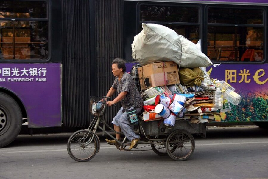 Shanghai: Full Day Classic Bike Tour With an Authentic Lunch - Key points to know before you book