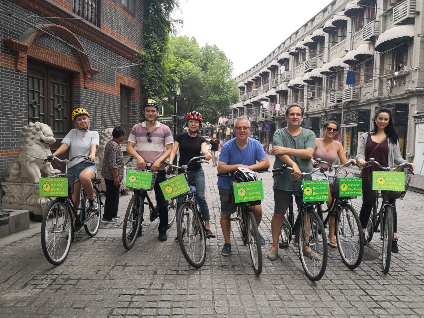 Shanghai: Full Day Classic Bike Tour With an Authentic Lunch - Tianzifang, art, and the old Nongtang setting