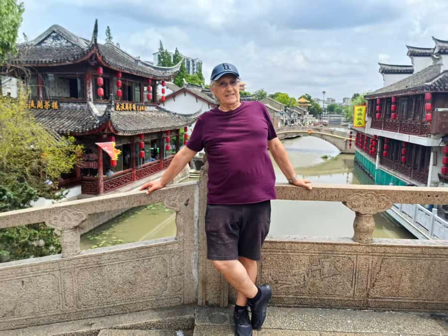 Shanghai Must-See and Foodie Test Bike Tour( Day & Night) - Why a bicycle makes sense in Shanghai
