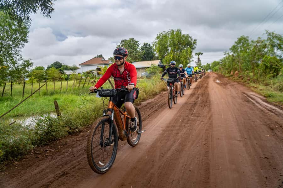 Siem Reap: Guided Countryside Bike Tour - Heat, saddles, and other practical limits