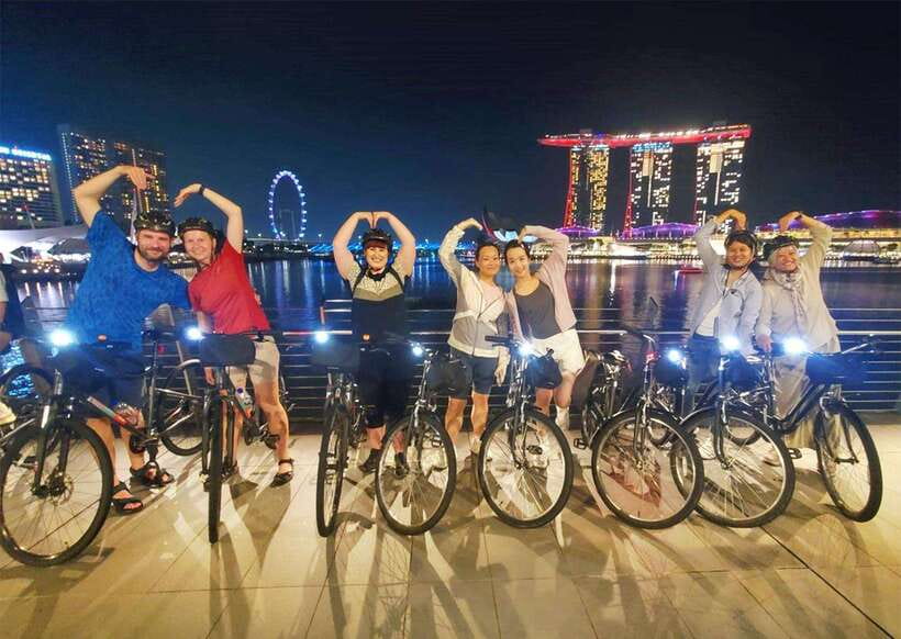 Singapore: Marina Bay Night Tour by Bicycle - Esplanade, Music, and the Main Waterfront Promenade