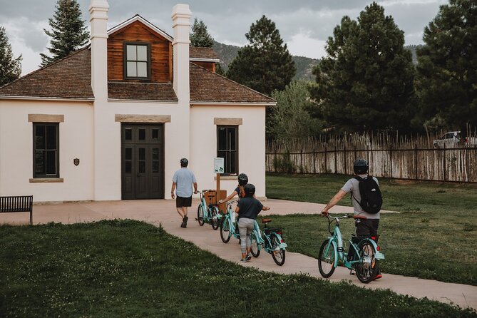 Small-Group E-Bike Adventure Tour through Hidden Santa Fe - Loretto, downtown, and the city’s visual character