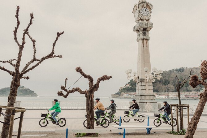 Small-Group Electric Bike Tour in San Sebastián - Starting in Sarriegi Plaza and reaching La Concha